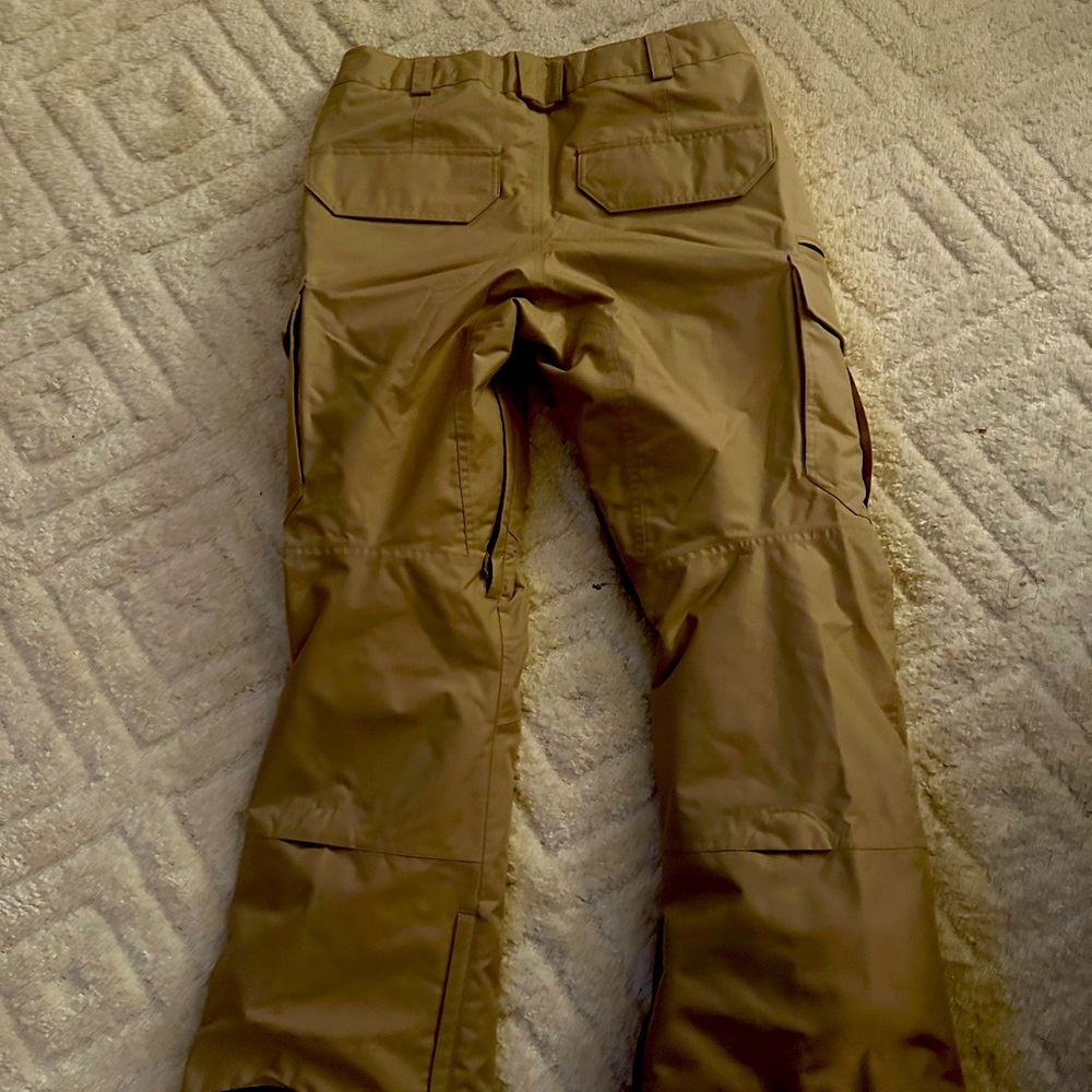 Khaki Burton pants , in great condition. Only used them once.